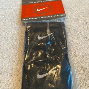 NWT Vintage Nike  Swoosh Wristbands‎